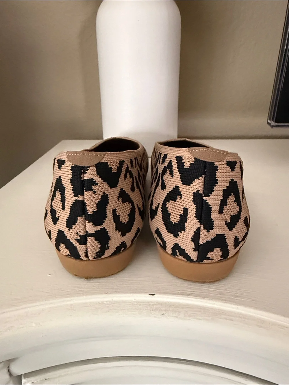 Vivaia Lightweight Square-Toe V-Cut Flats (Margot Walker)
